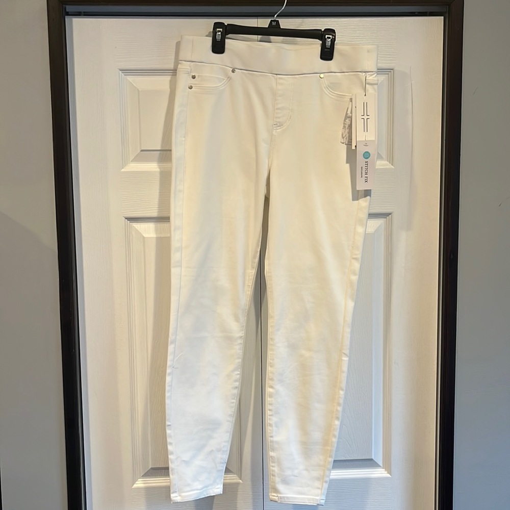 Liverpool No-See-Through Stretch White Ankle Pants